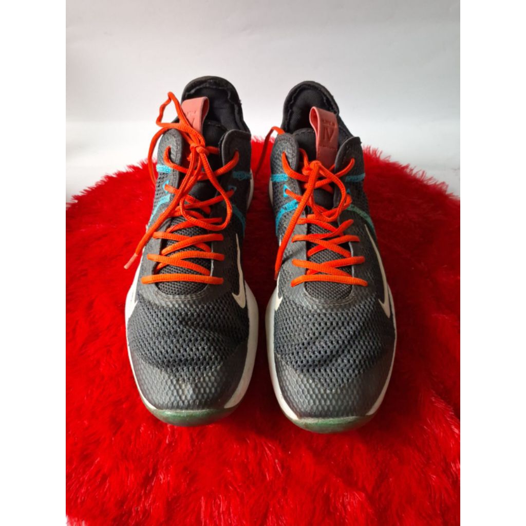 Sepatu Basket Lebron Witness 4 Ukuran 46