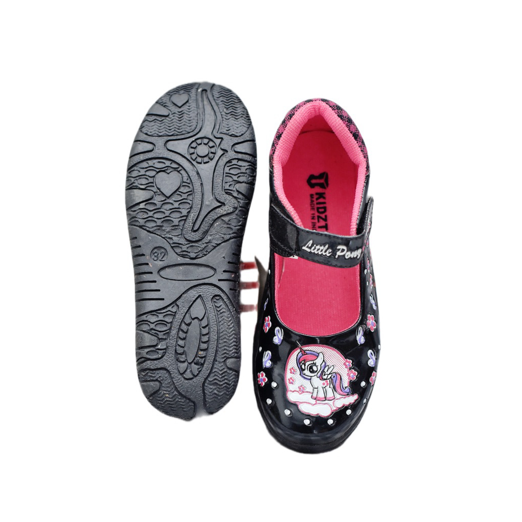 sepatu anak sekolah fantovel | Sepatu anak sekolah wanita | Tk paud Sd | motif littel pong |