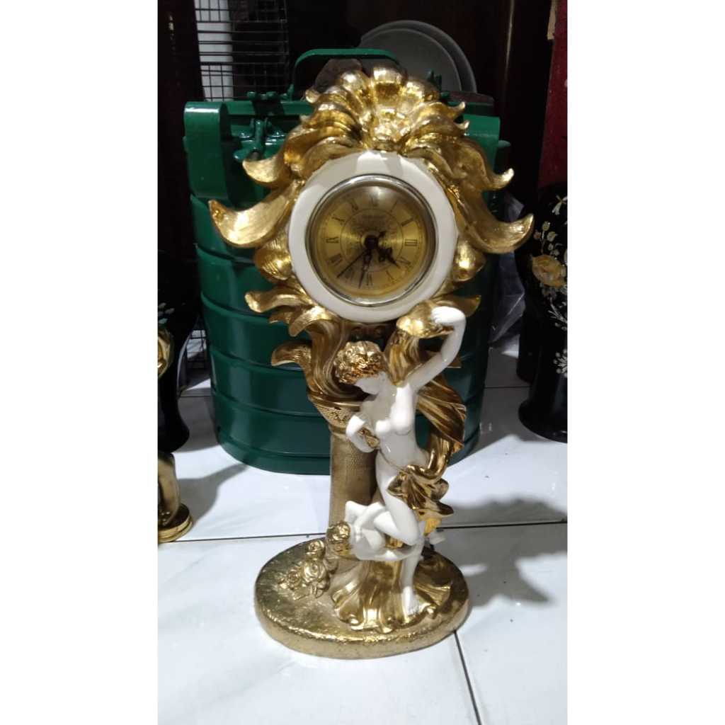 Jam Eropa Resin Baterai Kuno Jadul Antik