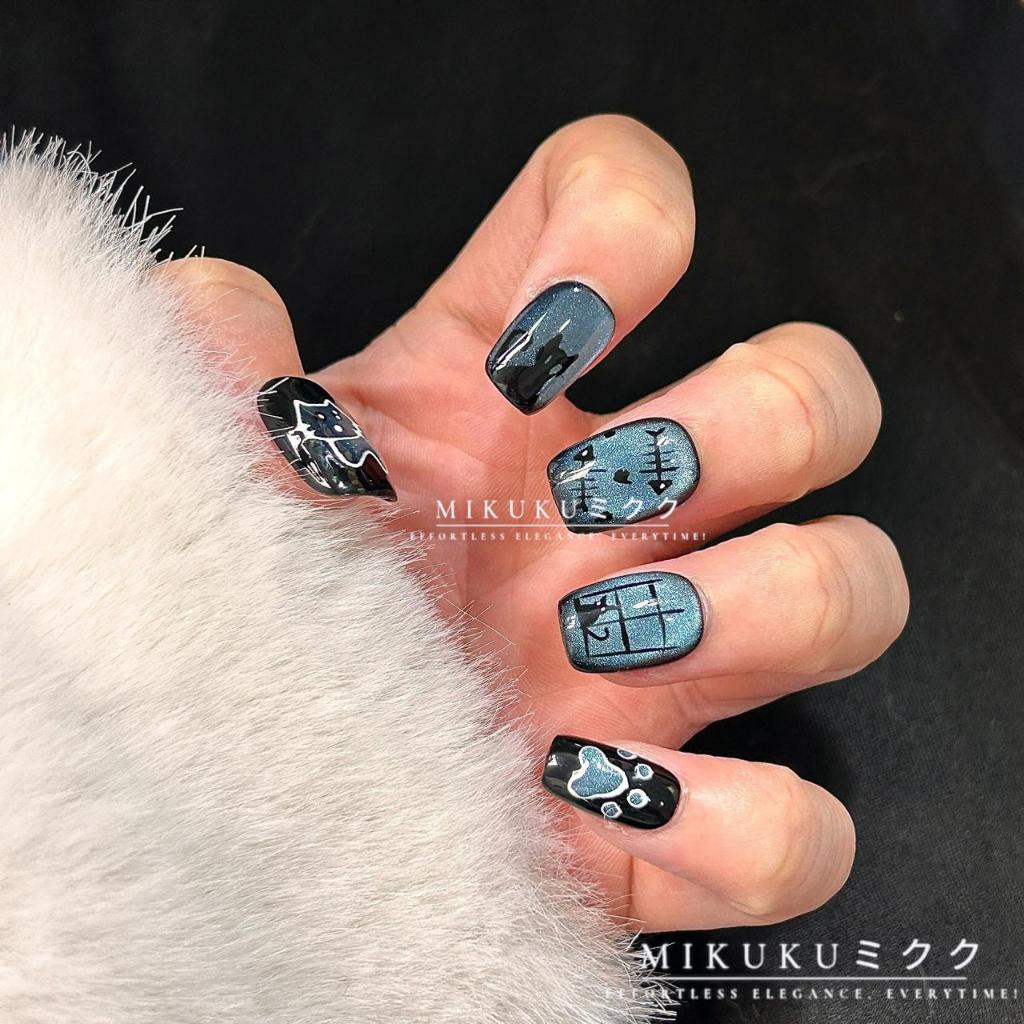 MKK1939 - Black Blue Cat Paw Glow Cat Eyes Square Nails | Cute Kitty Window Silhouette Design | Kore