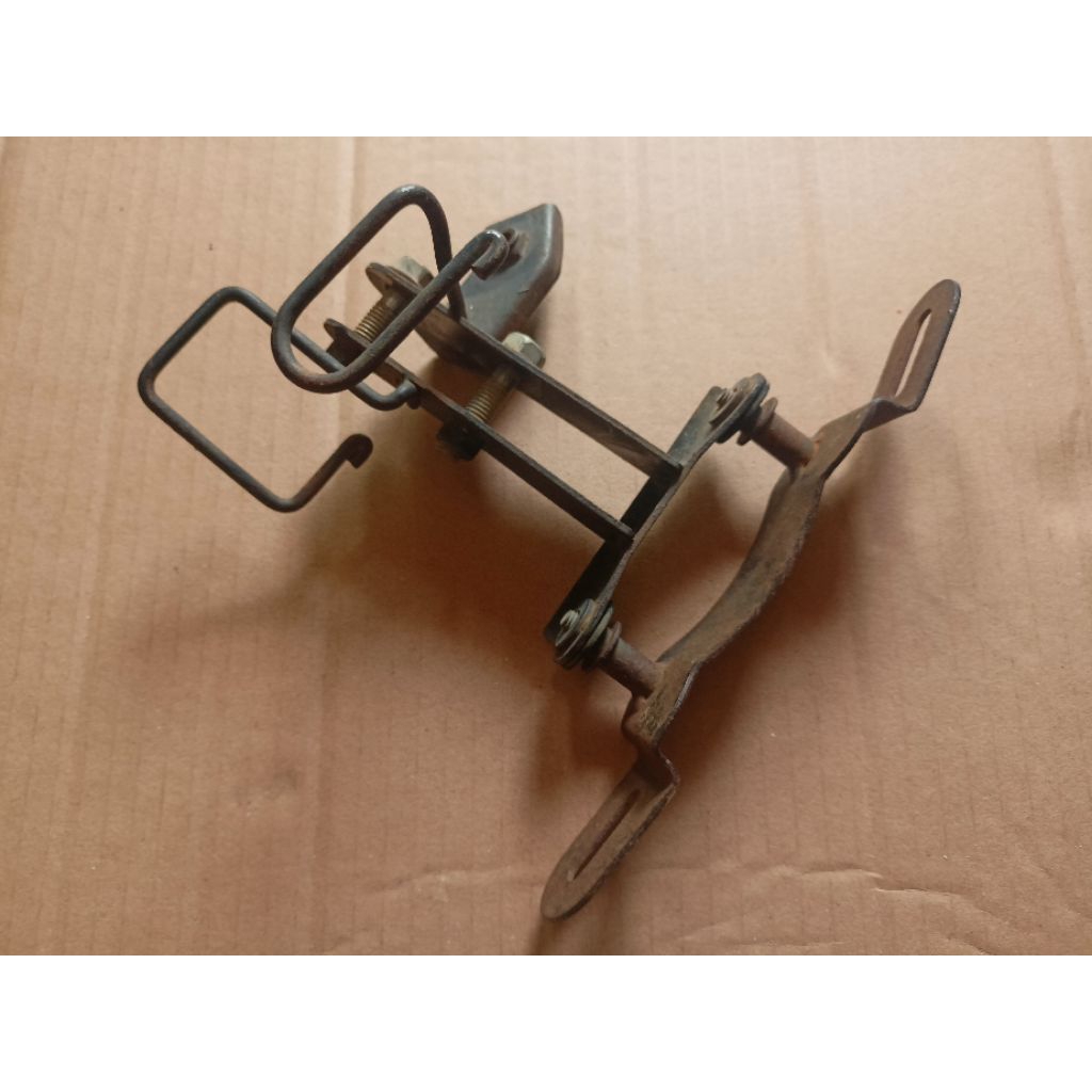 BREKET BODY DEPAN REVO ABSOLUTE BREKET DADA HONDA REVO ABSOLUTE