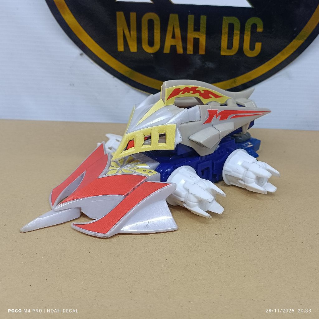 Crush Gear Mach Victory Bandai