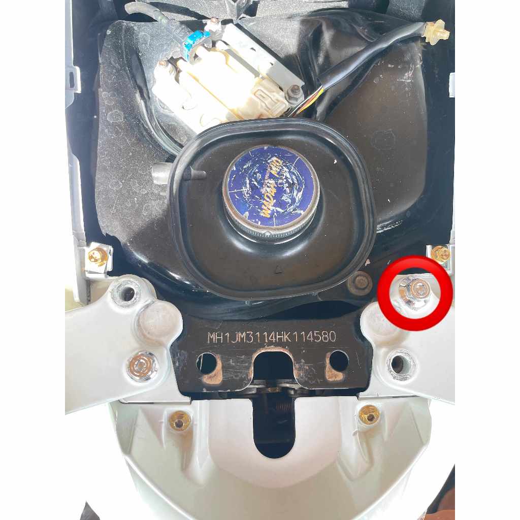 BAUT BEHEL BELAKANG ( 1 BAUT ) BEAT ESP NEW SCOOPY ESP NEW STREET TAHUN 2015 - 2021 CBS HONDA BEGEL 