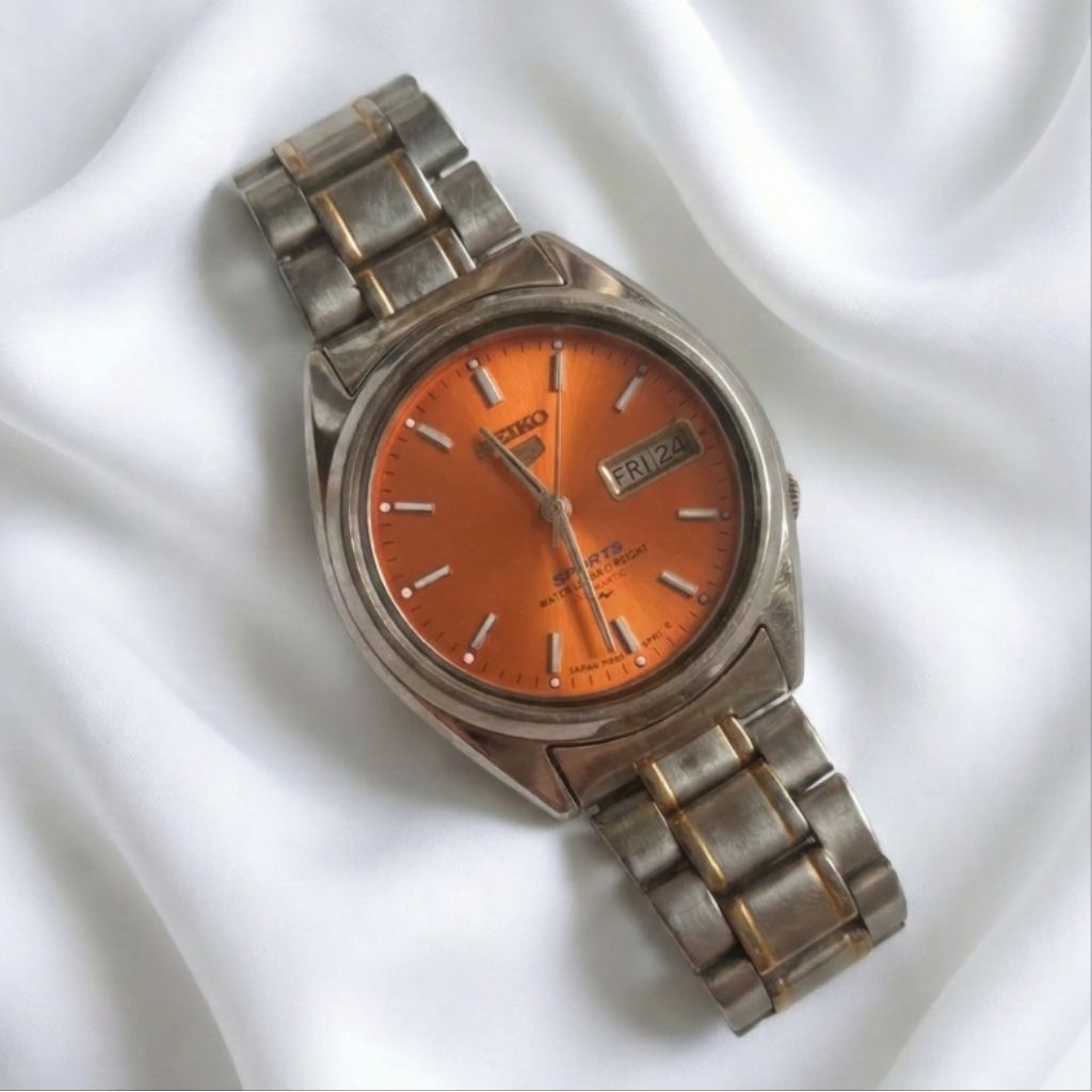 Seiko 5 Sport Orange