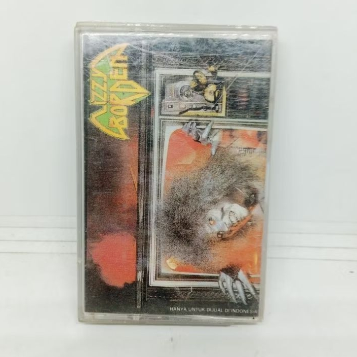 Kaset_Pita_Lizzy_Borden_-_Visual_Lies