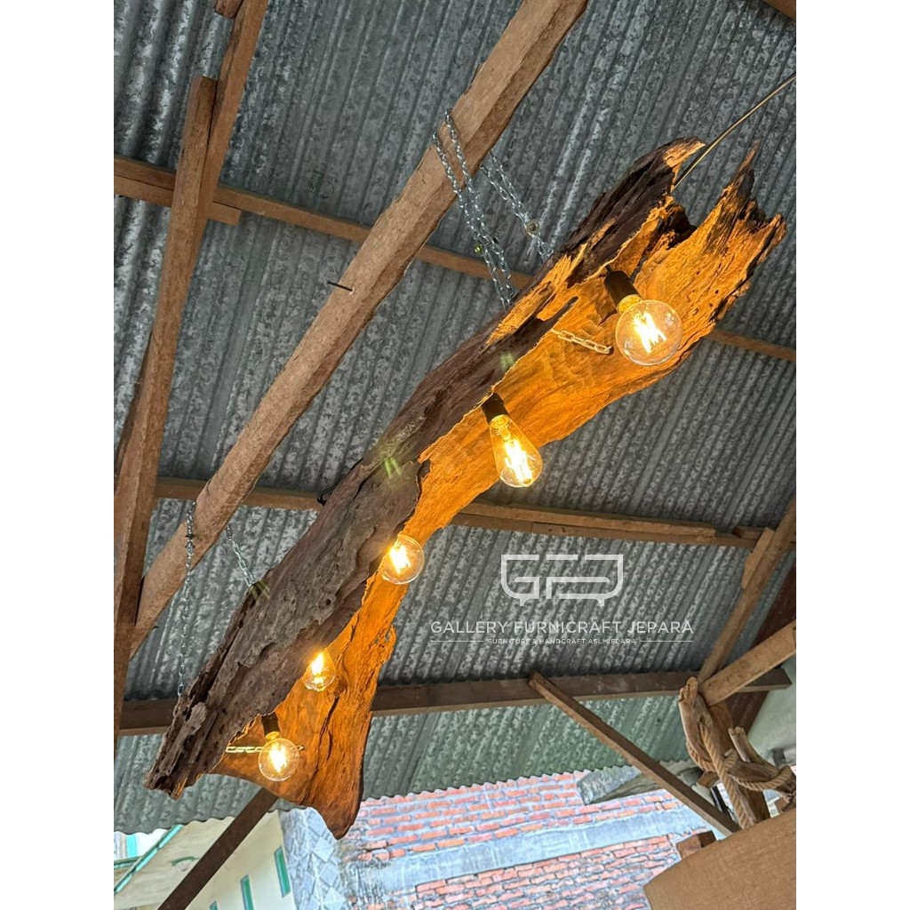 Lampu Gantung Kayu Sonokeling Antik Erosi 160cm