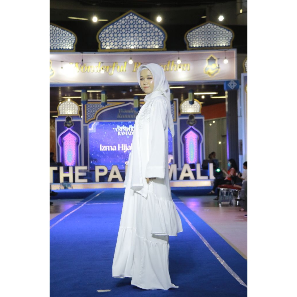 Gamis Putih Abaya Outter lepas pasang Izma Hijab Gallery
