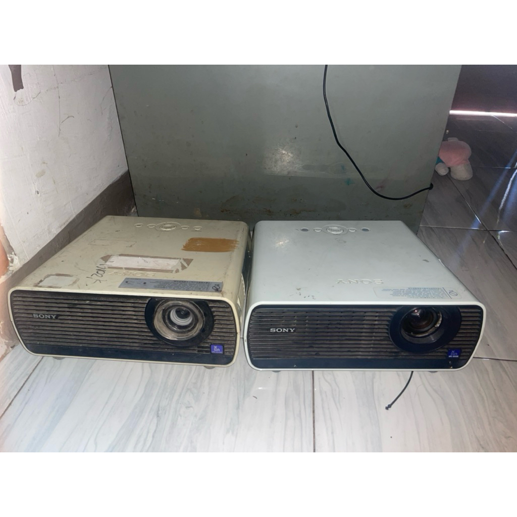 sony vpl ex 130 dan sony vpl ex 120