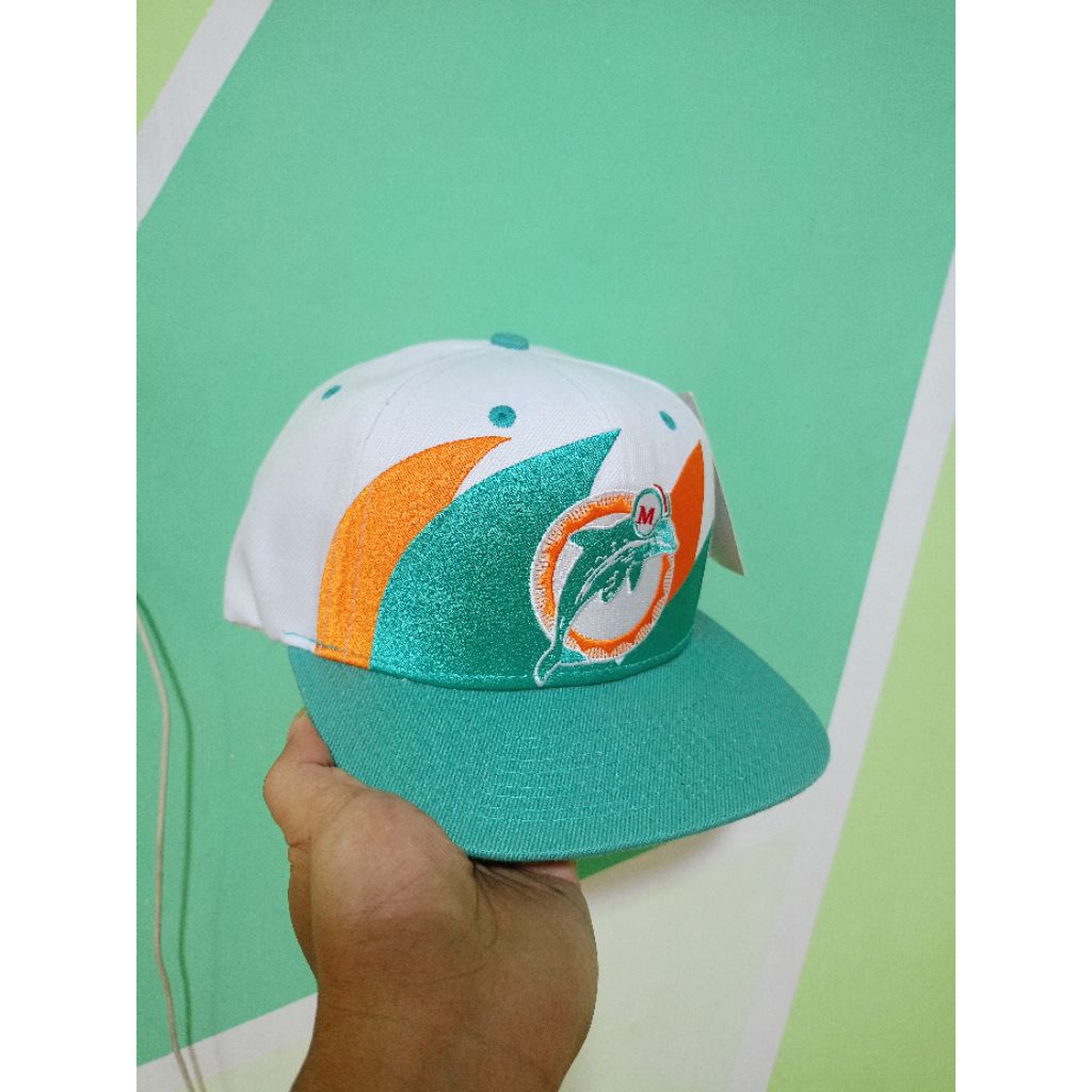 Topi Snapback Miami Dolphins Sharktooth