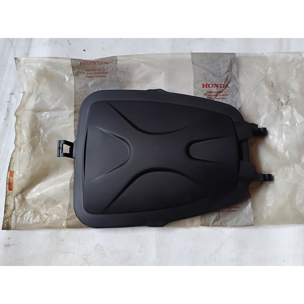 Tutup Box Bagasi Honda BEAT karbu lama Original baru Ahm