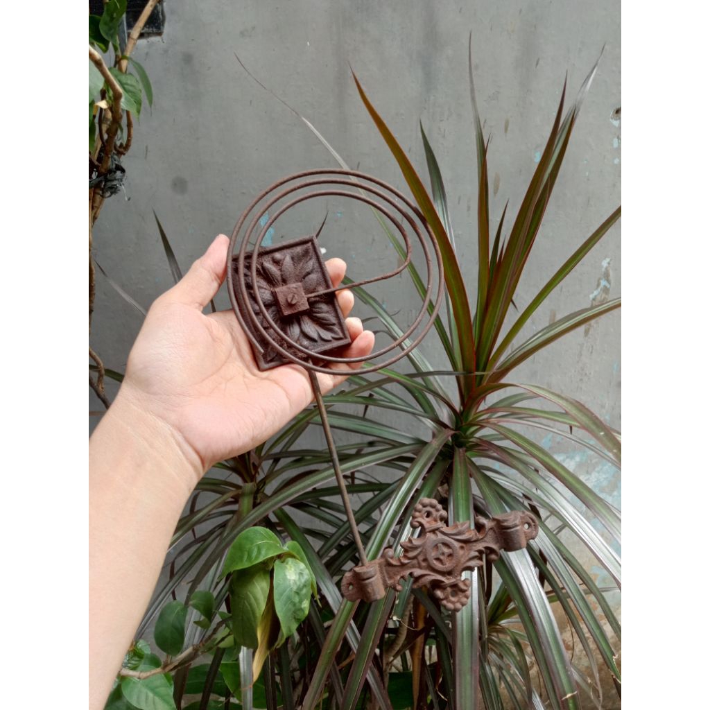 Dawai Jam Junghans Senar Spiral Junghans RA Jam Kuno