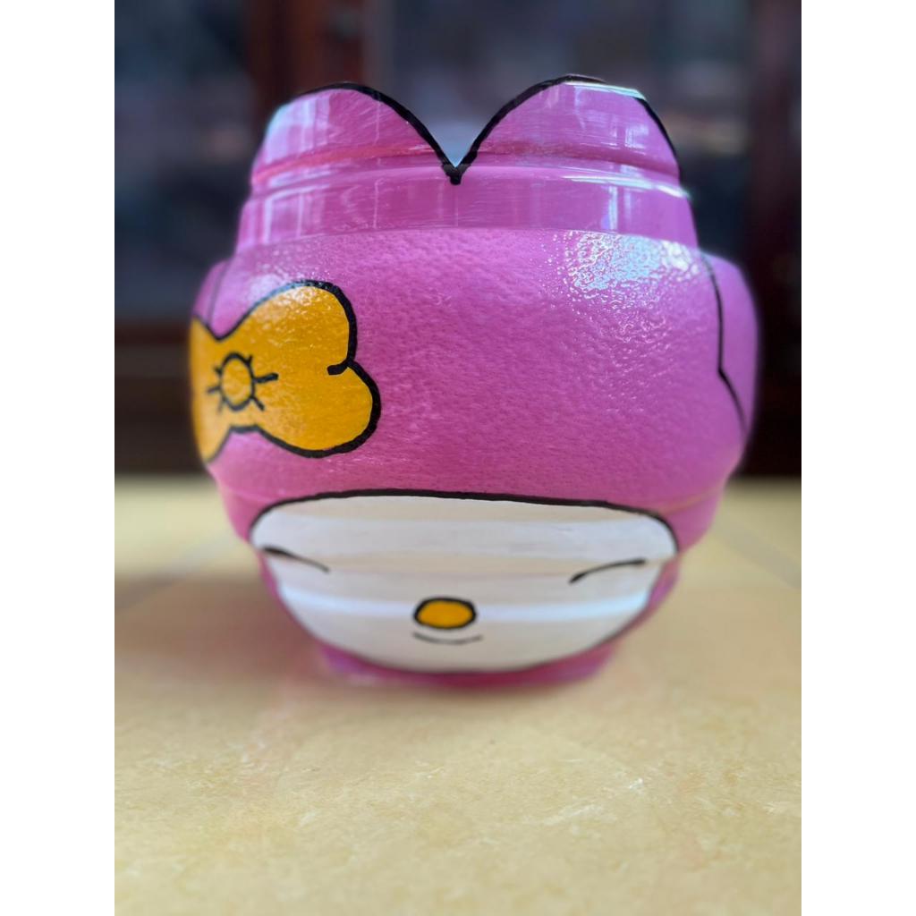 Pot Tanaman Lucu dan Unik dari galon bekas le mineral Karakter My Melody Galon A