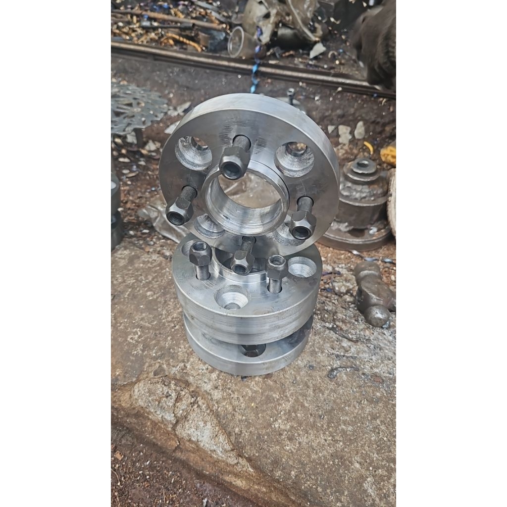 adaptor velg mobil penter kotak