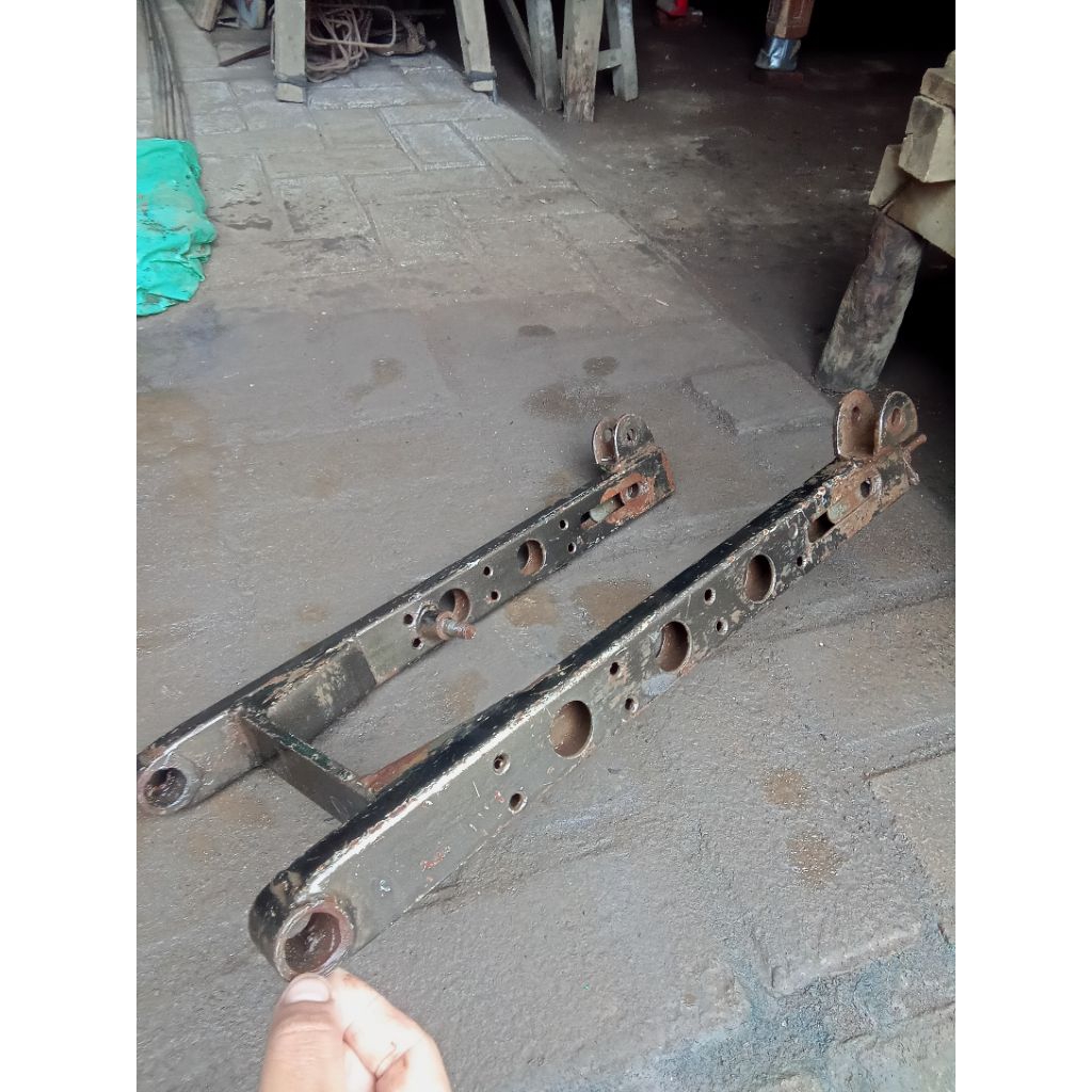 swing arm arem original copotan motor shogun sesuai foto cocok untuk modifikasi motor