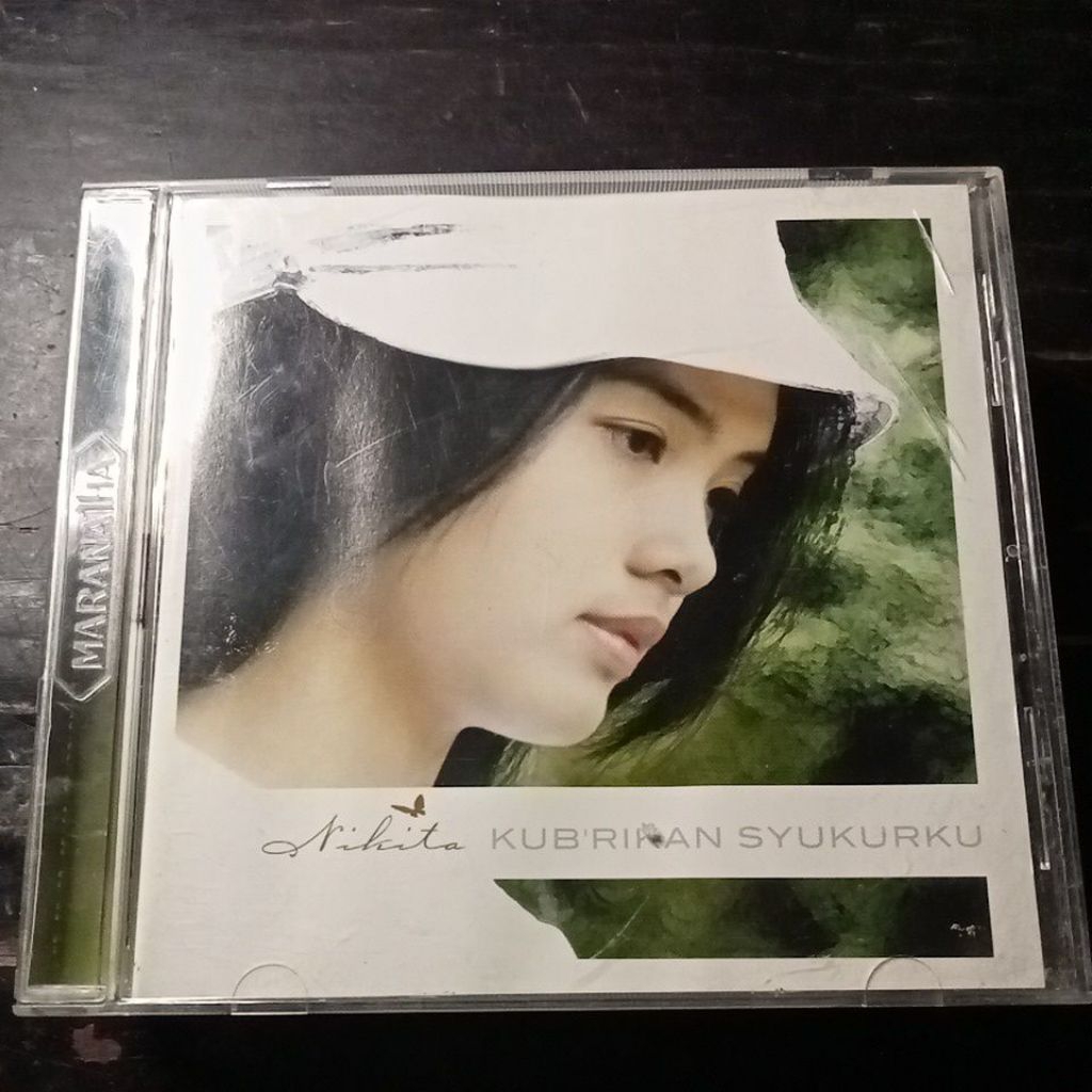 KASET NIKITA, FEBY FEBIOLA, FACQLIEN CELOSSE, GITA KASIH ILLAHI