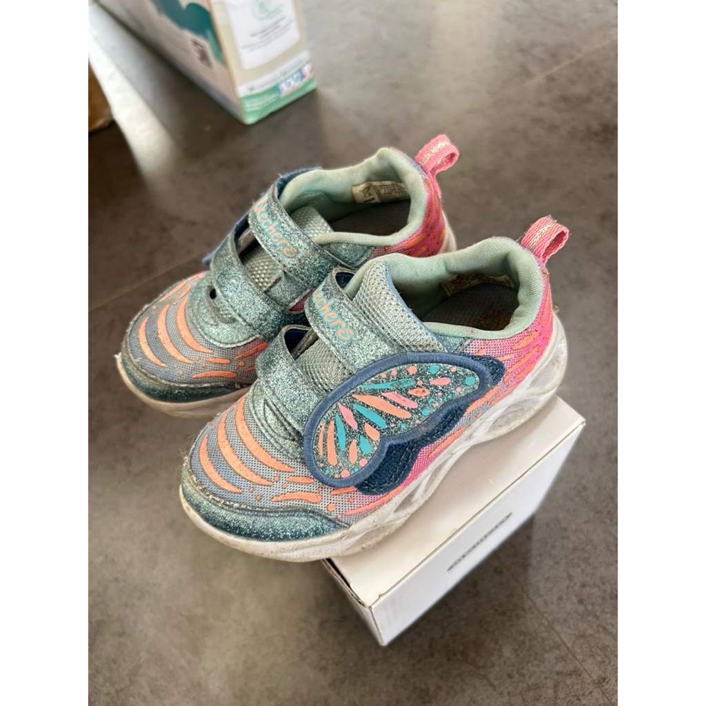 preloved skechers anak