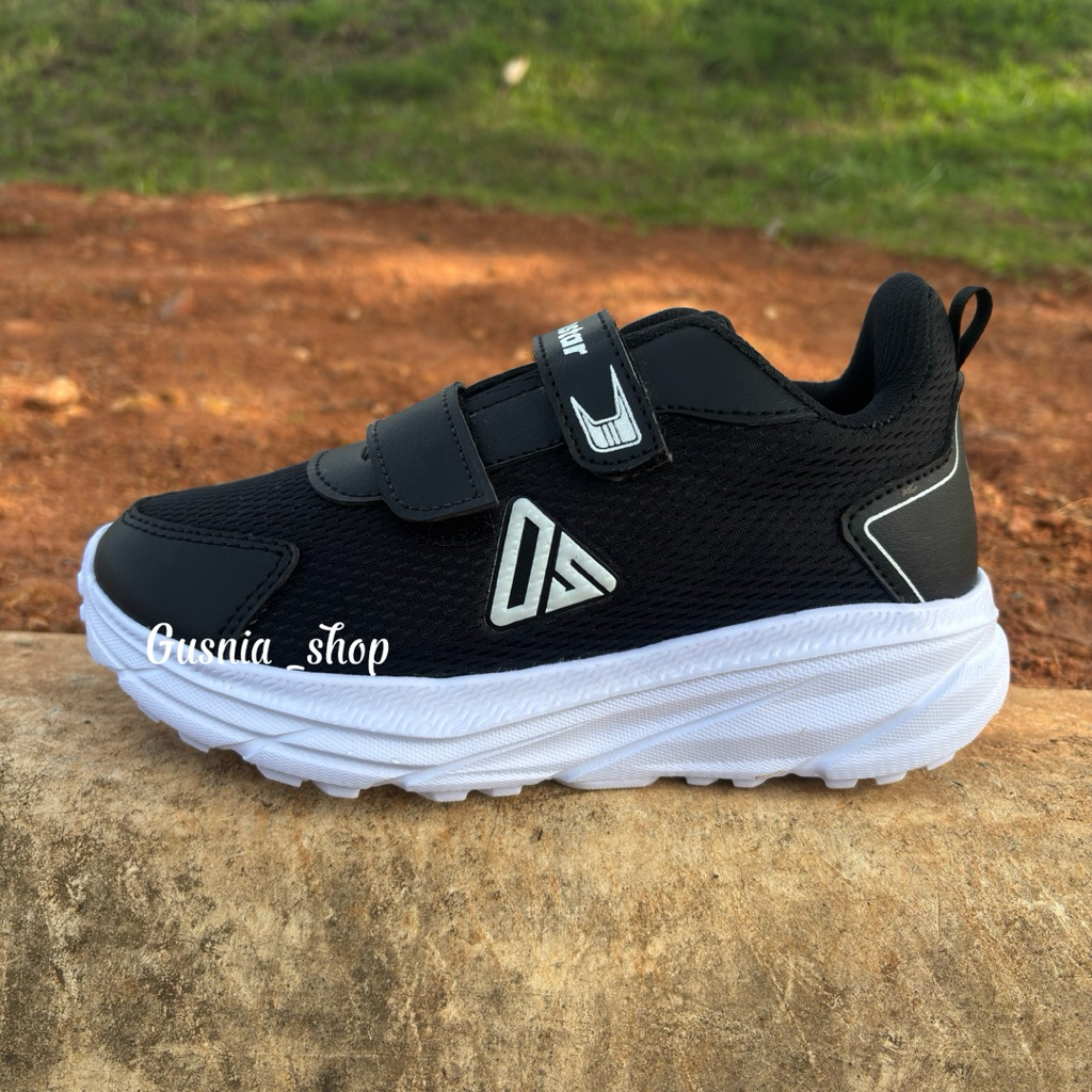 Sepatu anak sekolah SD pria dan wanita .model terbaru kekinian .PROMO..