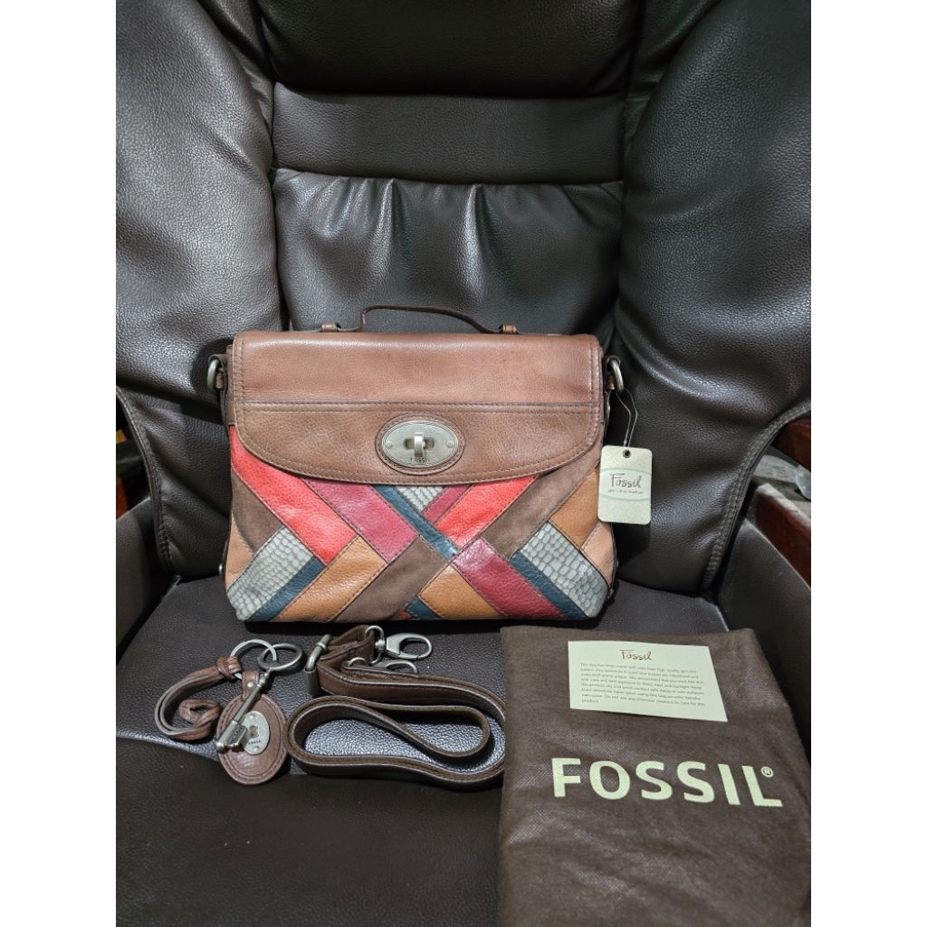 fossil maddox messenger flap turnlock patchwork dark nwt
