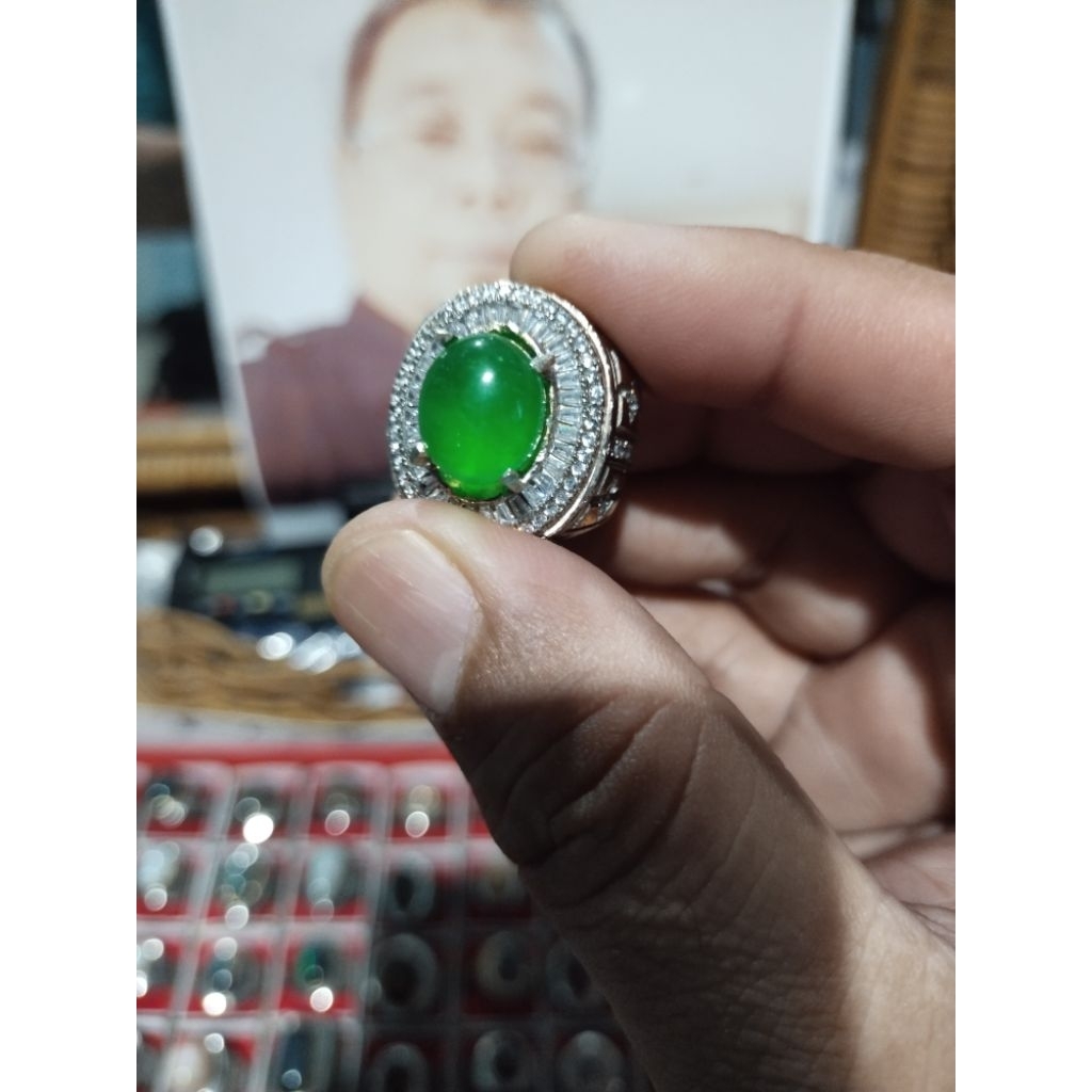 Natural Giok Birma 6.14 carat