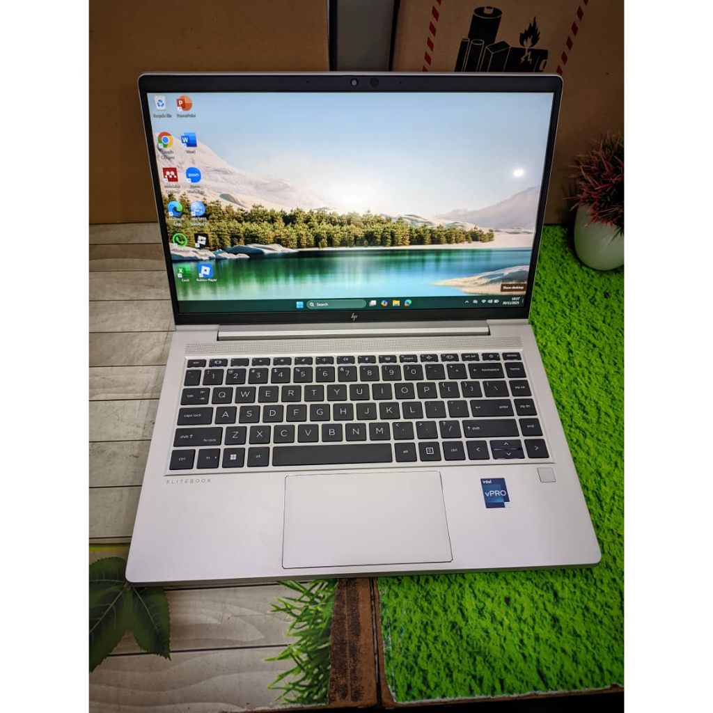 LAPTOP HP ELITEBOOK 640 G9 i7-1265U RAM 16GB SSD 512GB Touchscreen Win 11