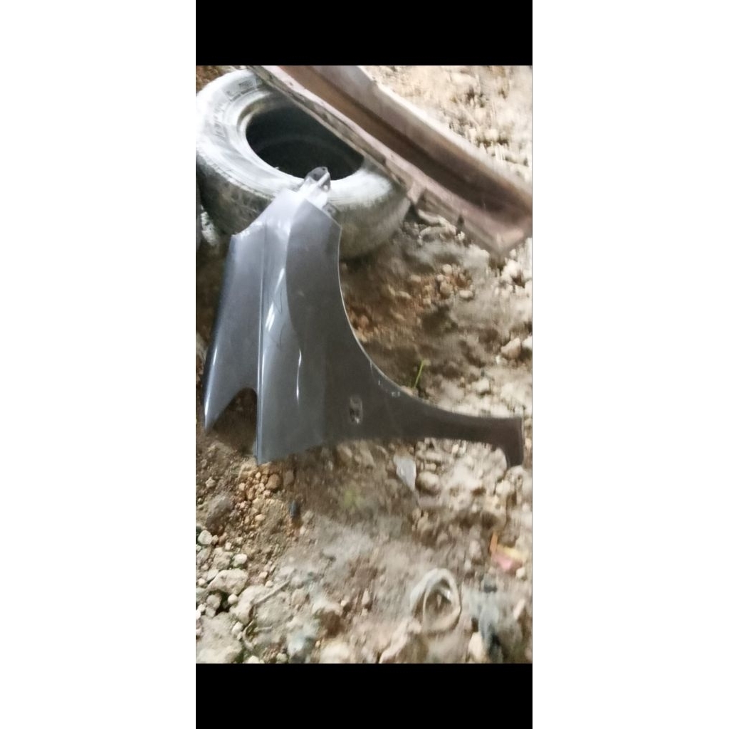 Fender Brio / mobilio kanan