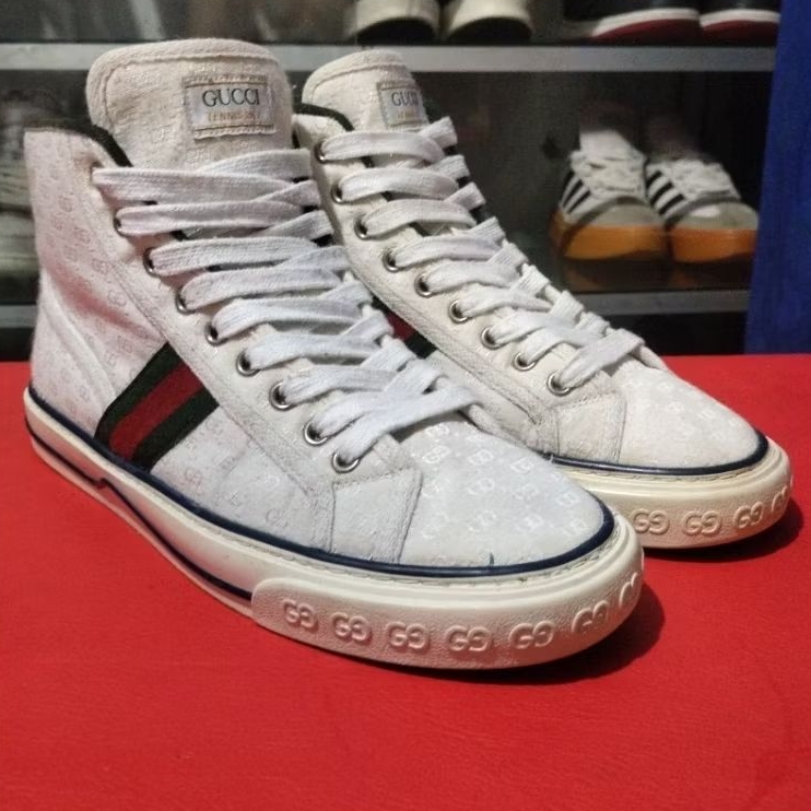 SEPATU SECOND GUCCI CASUAL PUTIH UNISEX SIZE 40