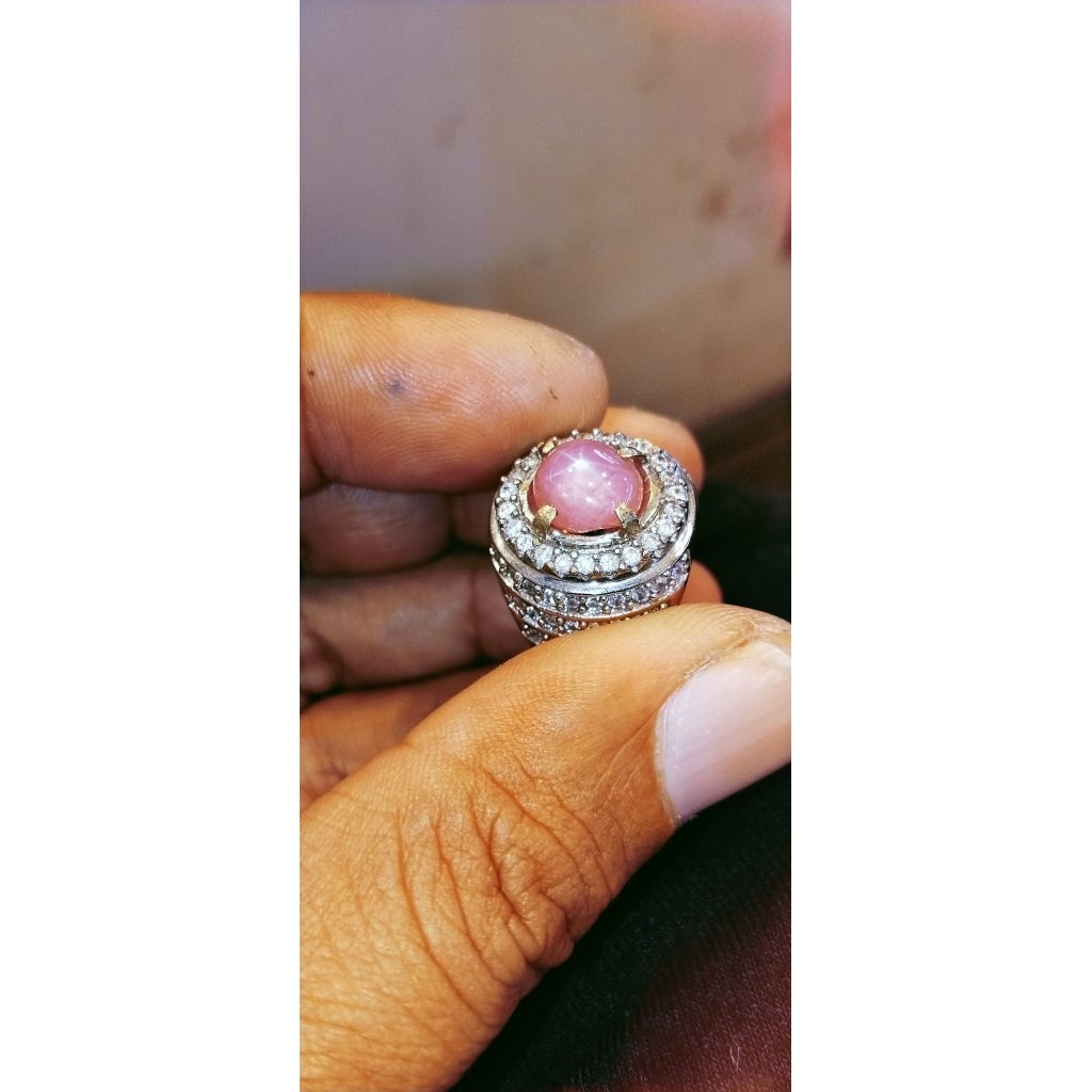 Ruby star Burma pinkish