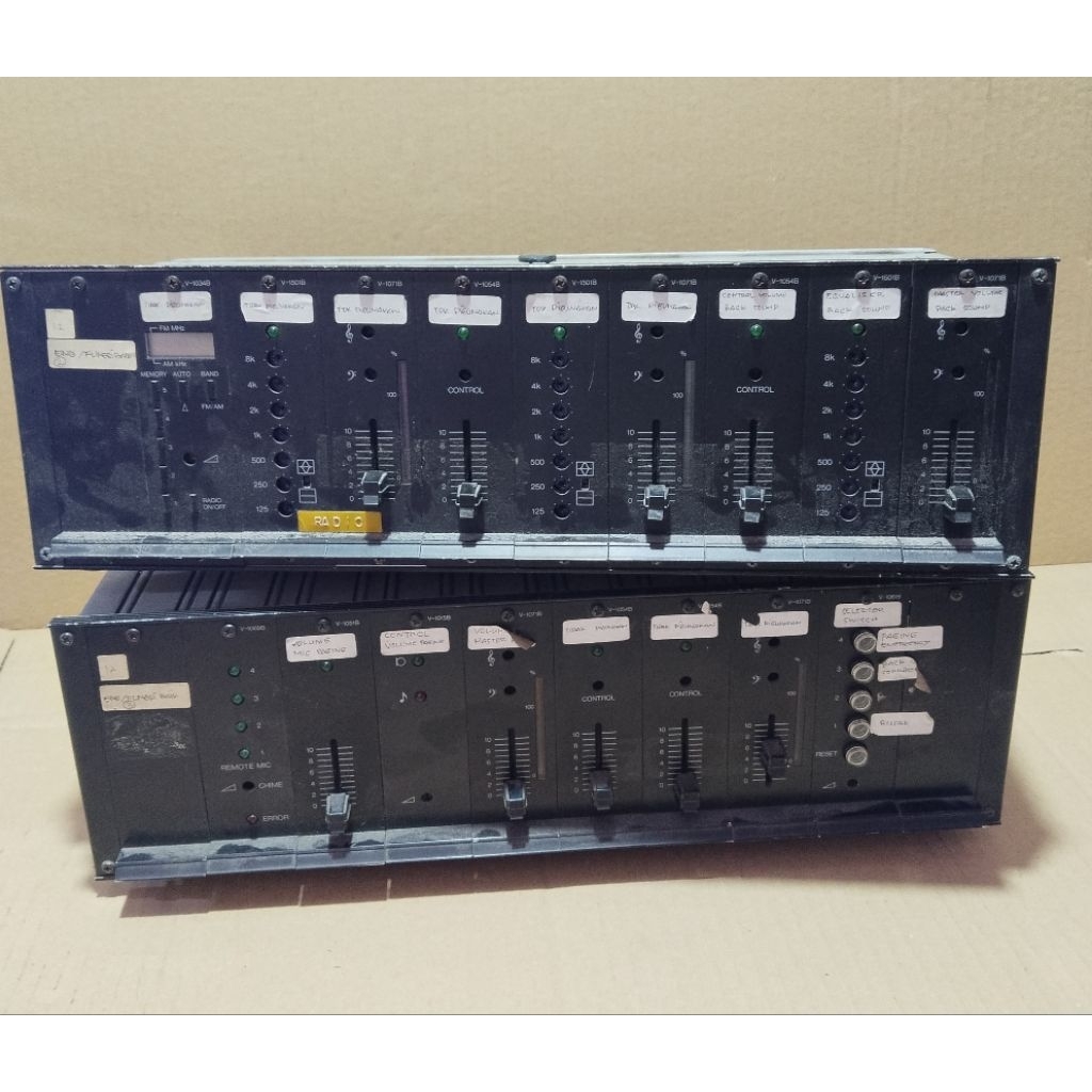 Barang Bekas TOA V-1000B Audio Mixer/Controller(2pcs)Kondisi Rusak