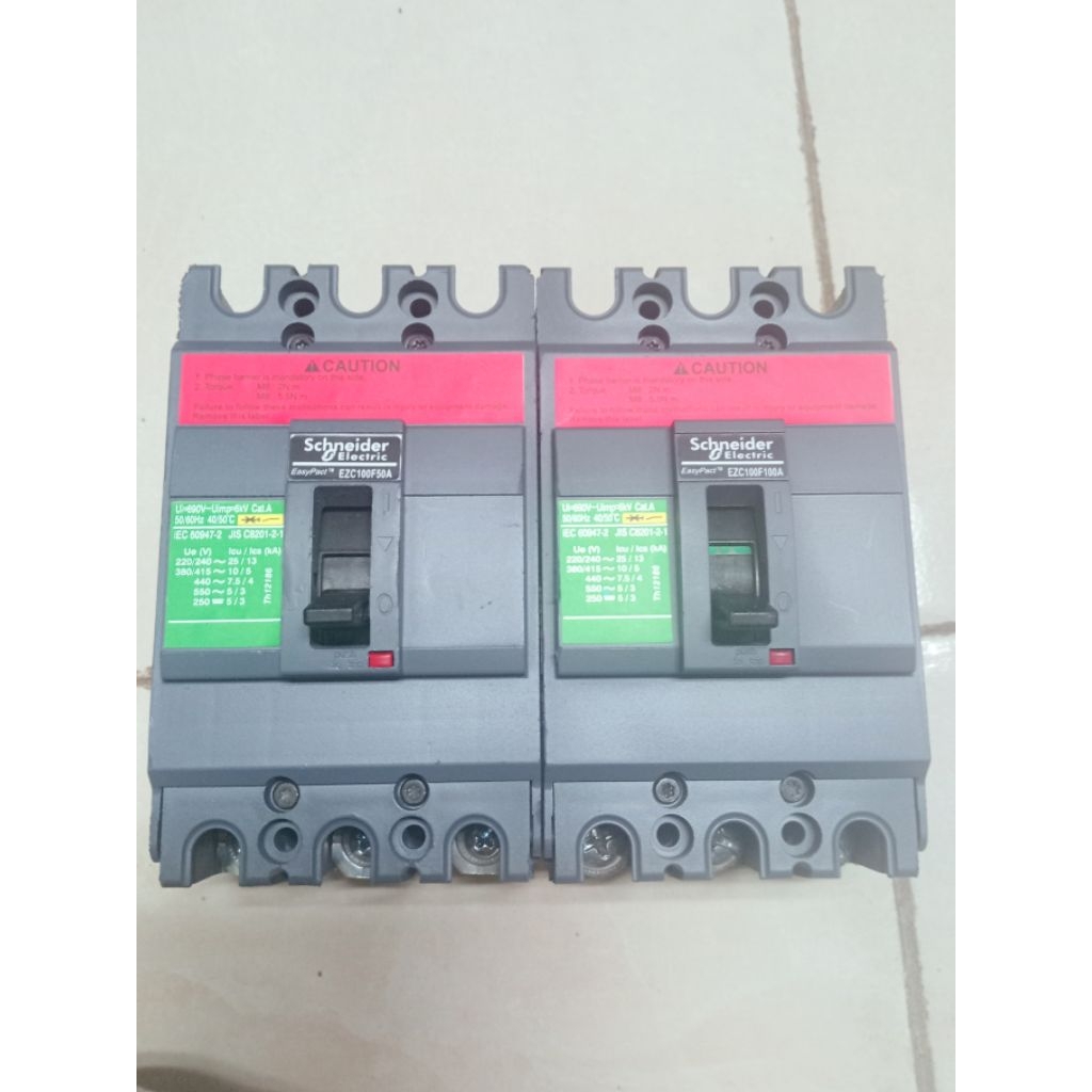 MCCB breaker Schneider 3phase 20a sampai 100a