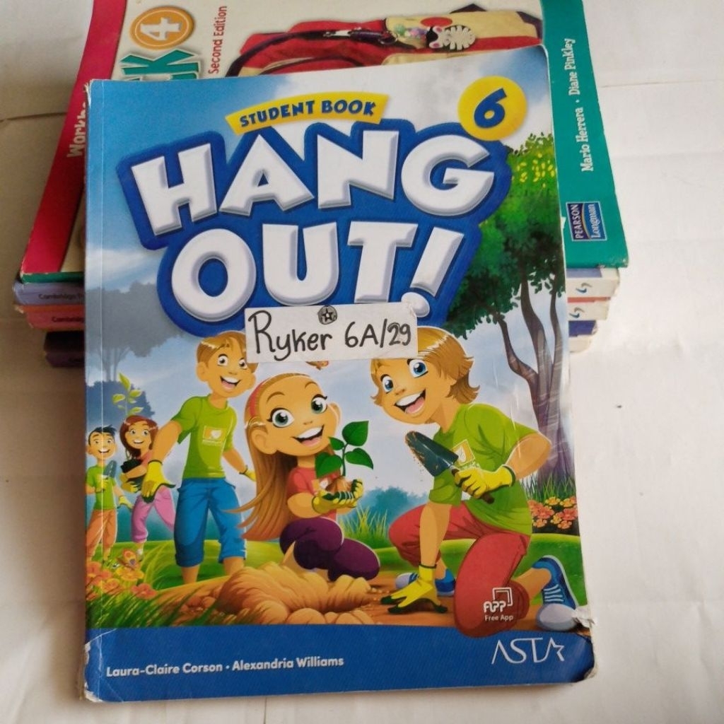 BUKU HANG OUT STUDENT BOOK