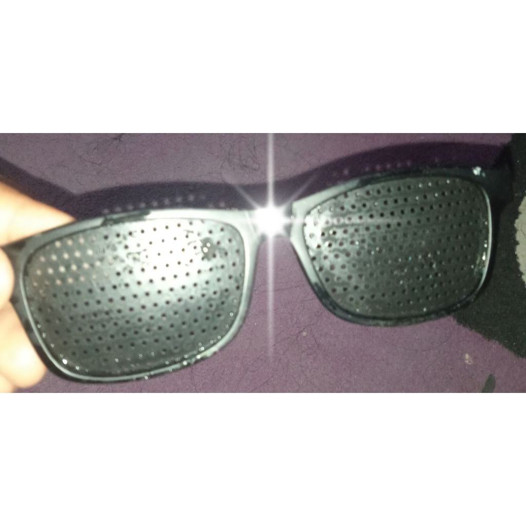 Kaca mata terapi untuk mata -&+