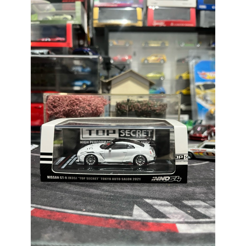 Inno 64 Nissan GTR R35 Top Secret