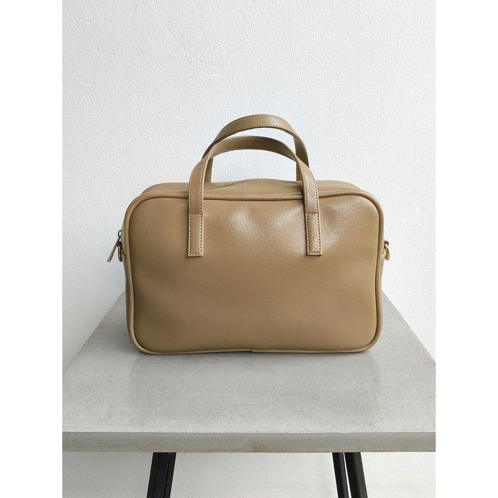 preloved milk choco medium korea bag tanpa tali panjang