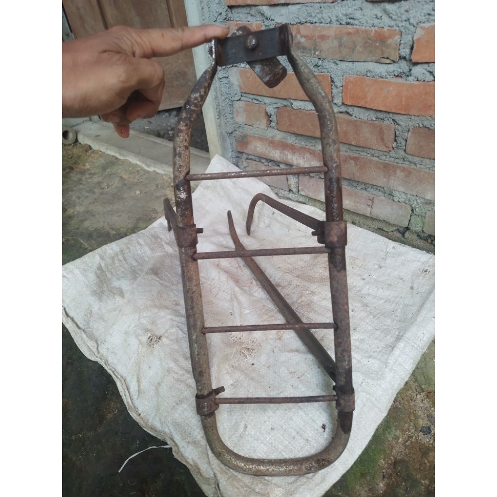 Boncengan sepeda onthel / bagasi sepeda onthel