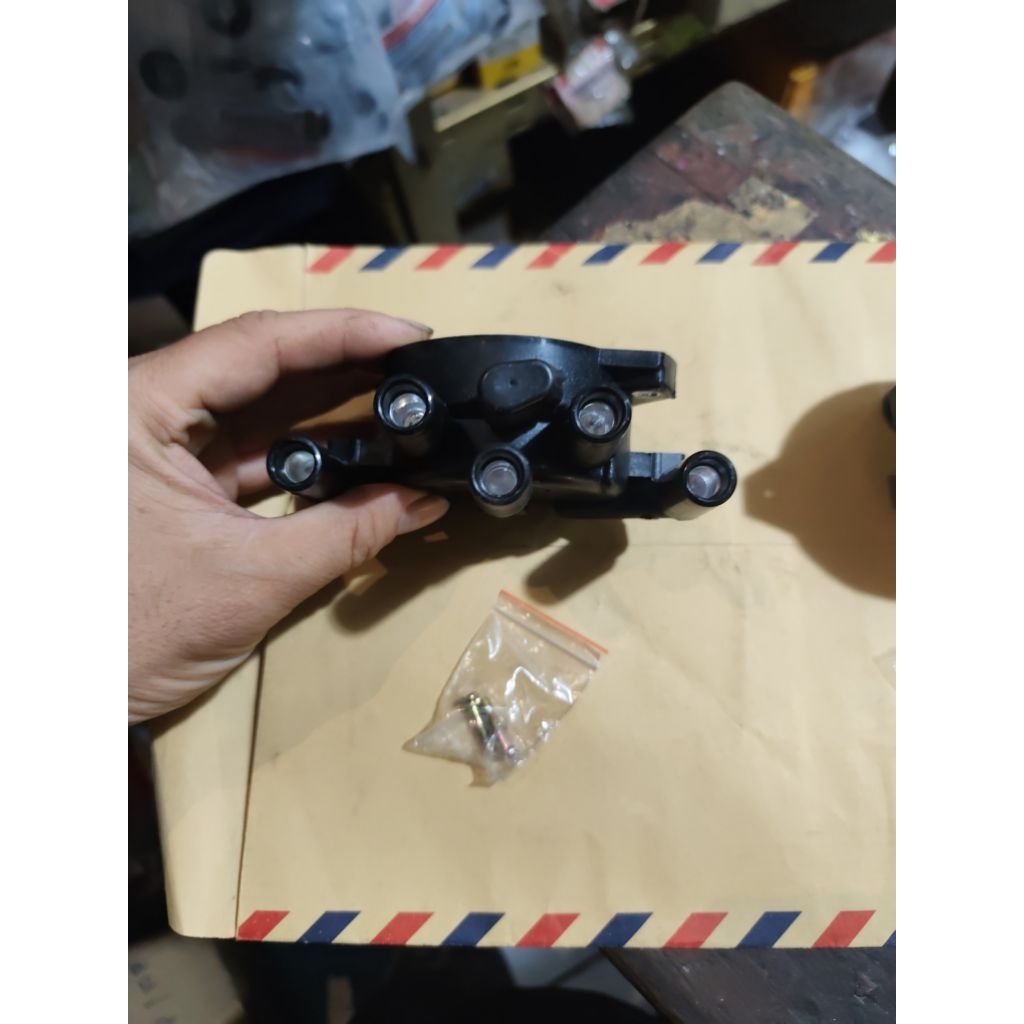 tutup delko kuda bensin ada yg 1600cc md619416 dan 2000cc Md618980