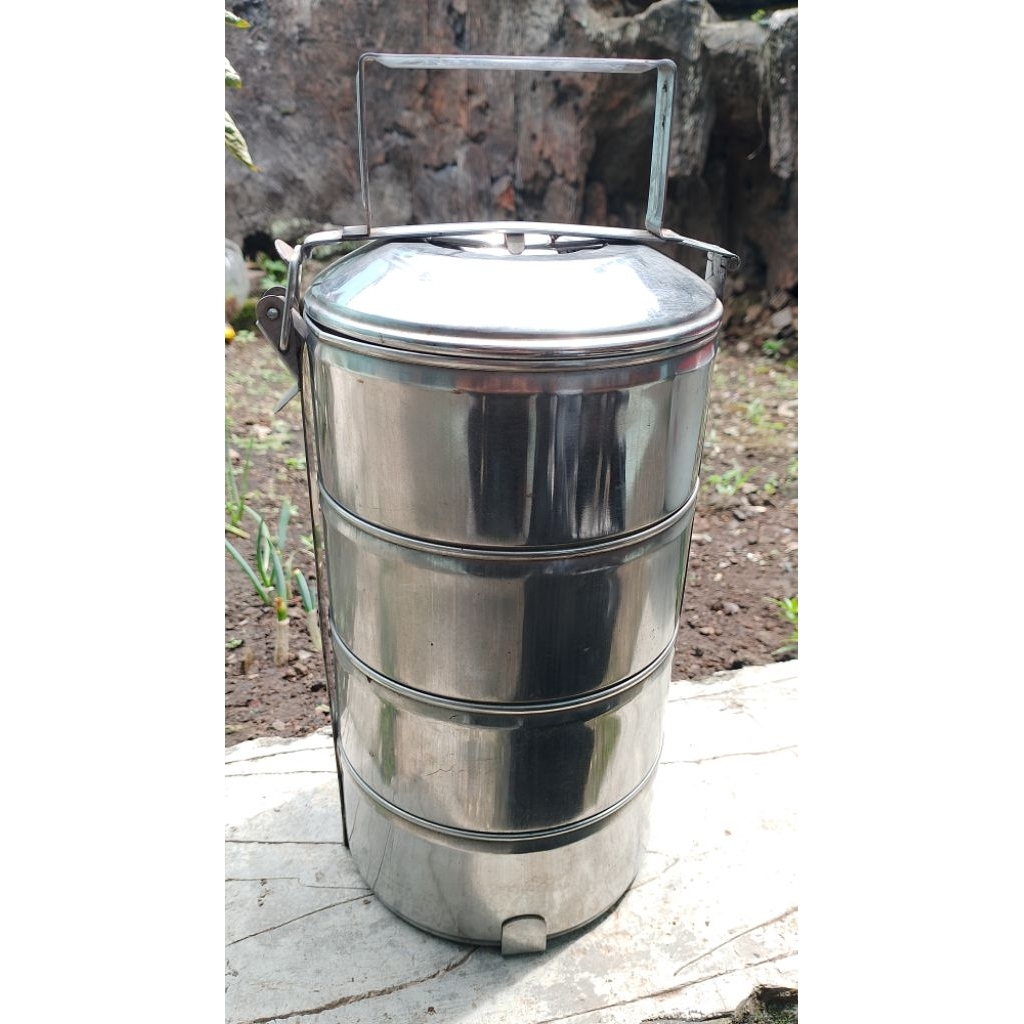 Rantang Stainless 4 susun (Preloved)