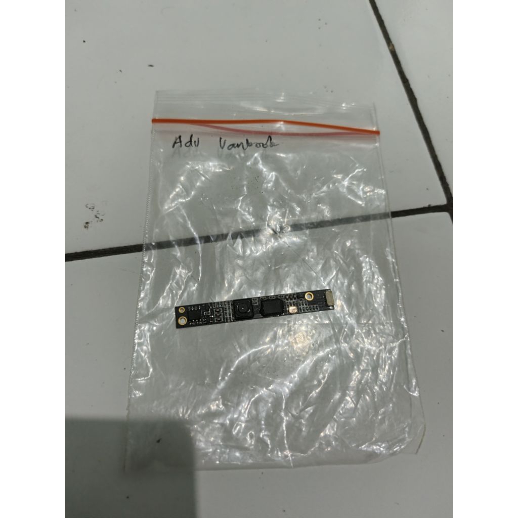 Advan Vanbook webcam