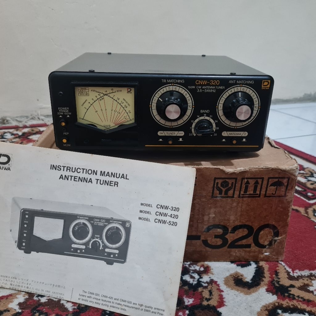 Daiwa SWR Antena Tuner CNW320