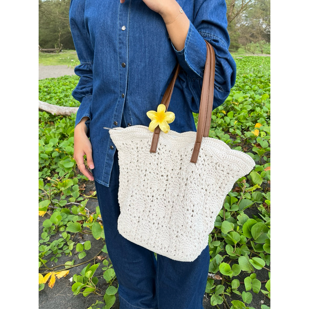 Tas Rajut Bali Tas Selempang Wanita Tas Pantai Kapasitas Besar