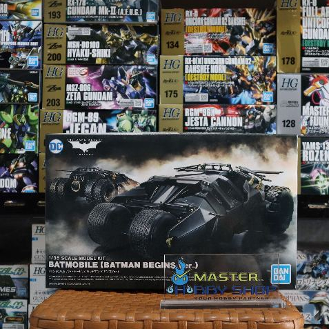 HG Batmobile - Batman Begins Ver. (Bandai 1/35)