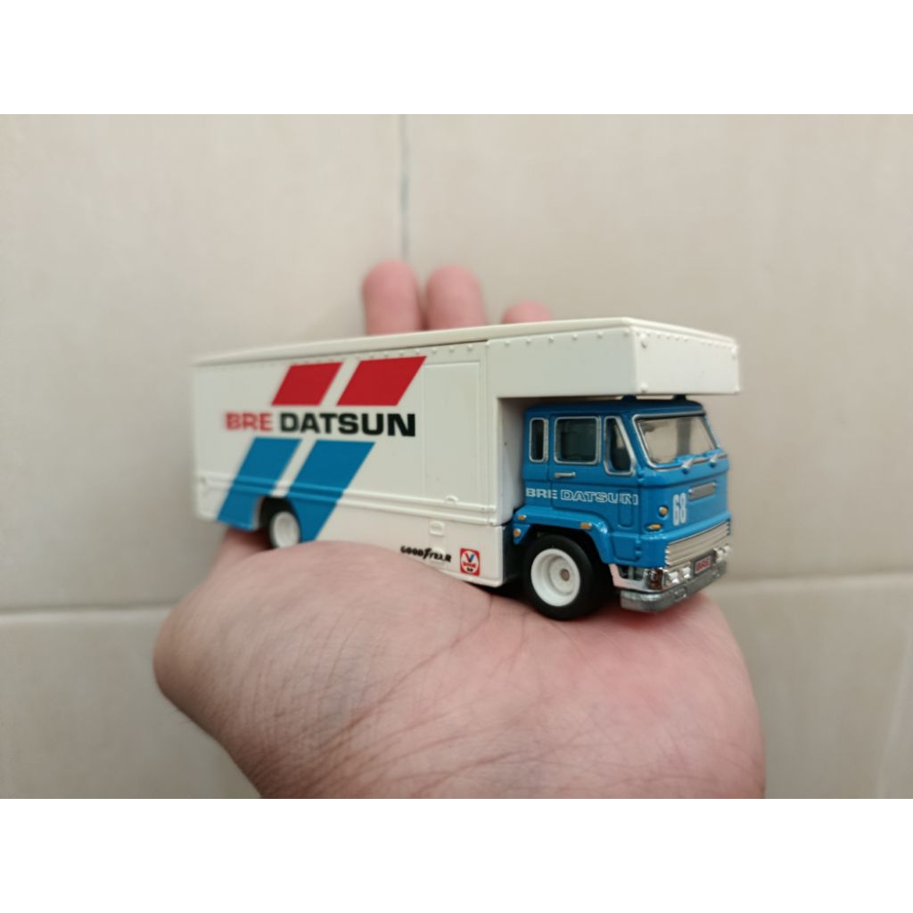 hot wheels towing team transporter fleet flyer