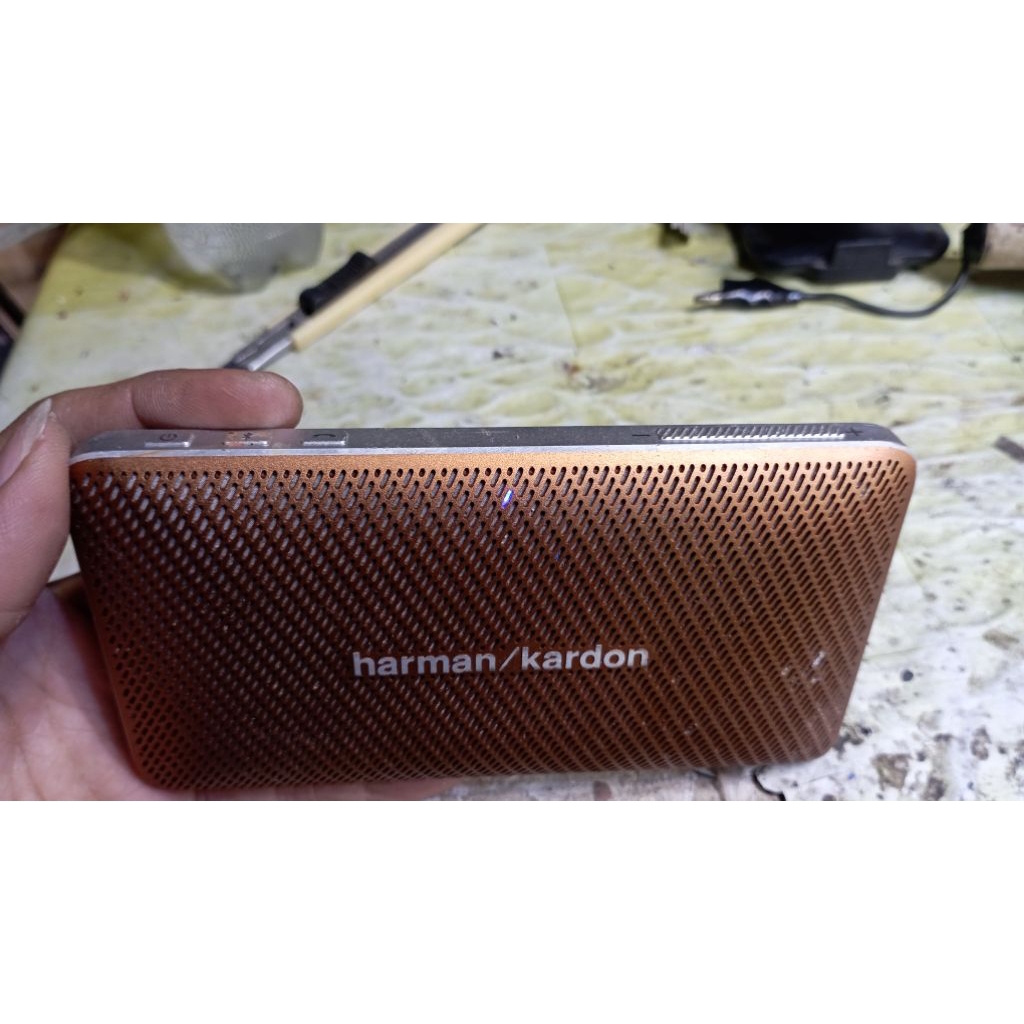 HarmanKardon Esquire Mini + clip2
