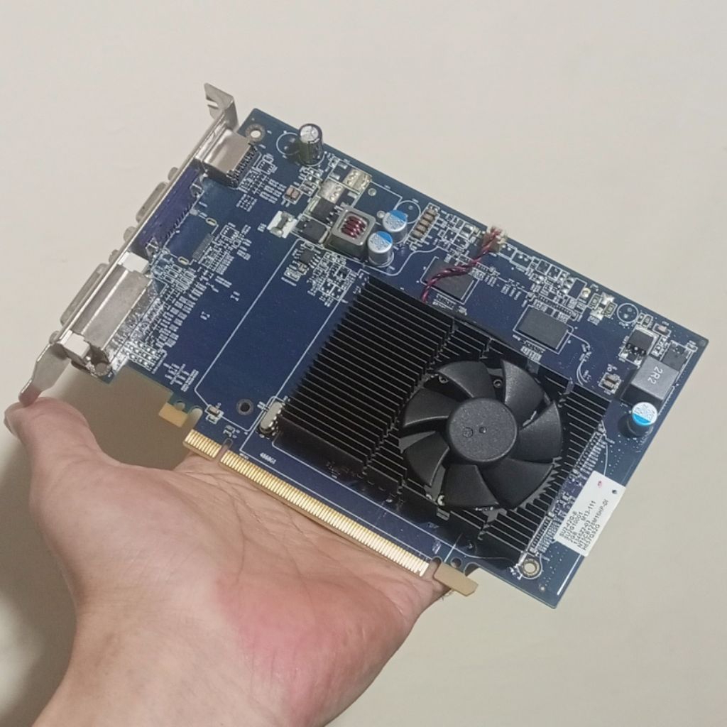 VGA card 2GB 128BIT DDR3