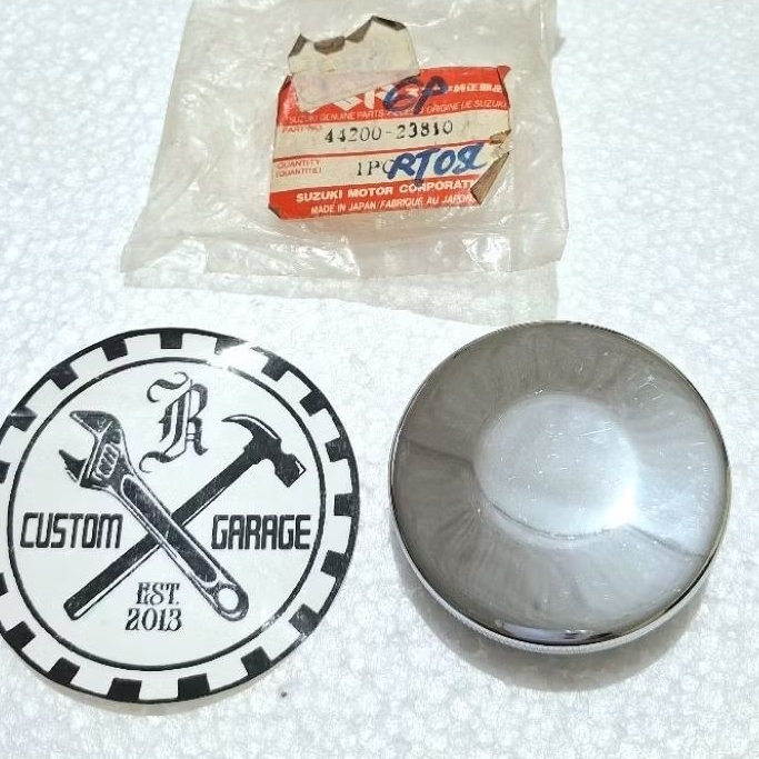 TUTUP TANGKI SUZUKI GP100 - GP125 ORIGINAL JAPAN