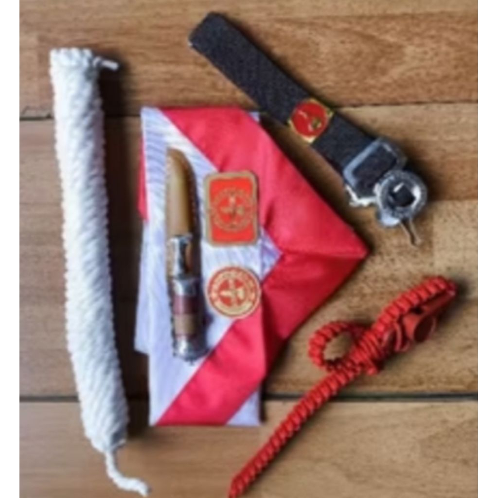 Alat Set Atribut Pramuka Sabuk Umum SD Cewek Cowok