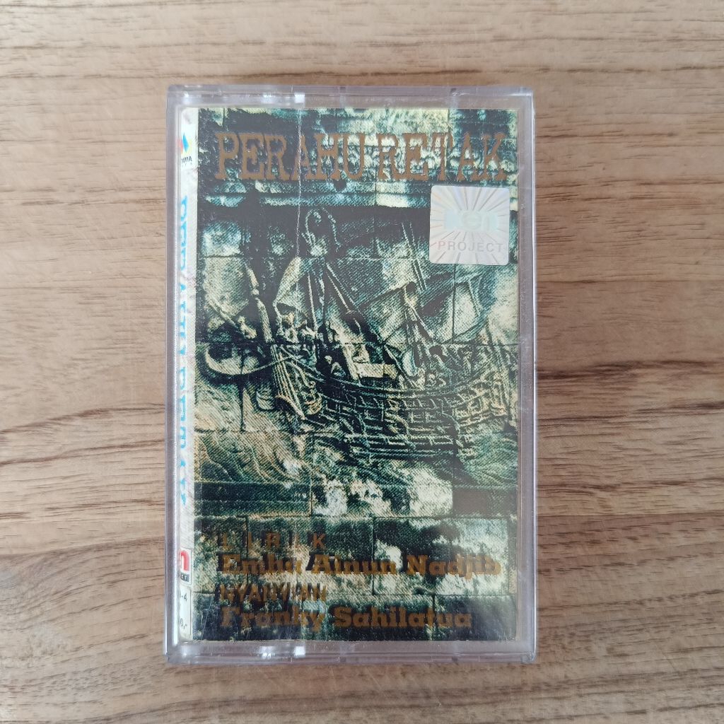 Kaset pita Perahu Retak
