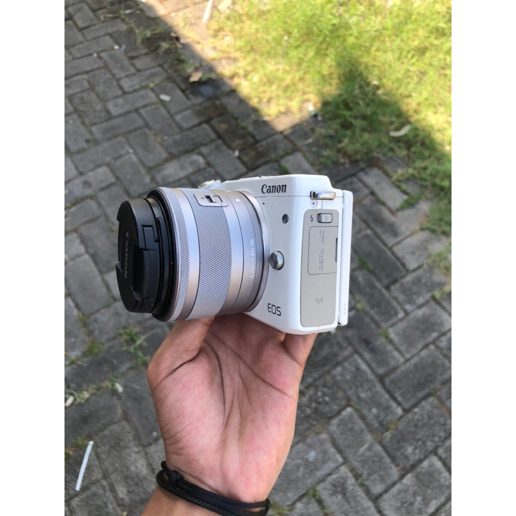 KAMERA CANON EOS M3 SECOND