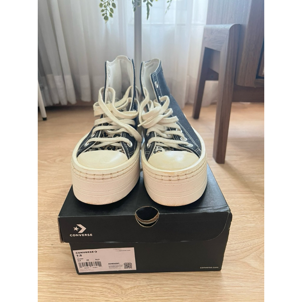 Preloved Sepatu Converse