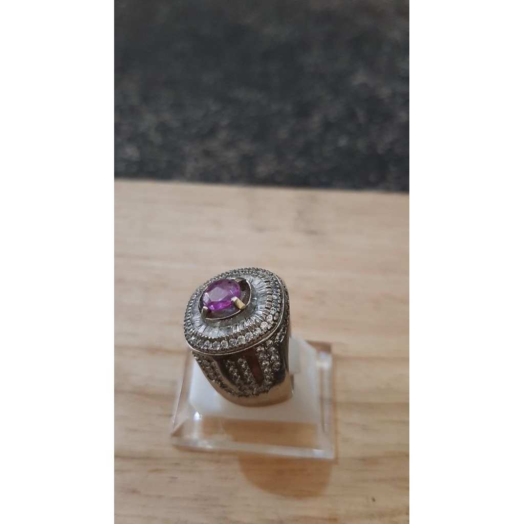 Natural Purple sapphire ceylon