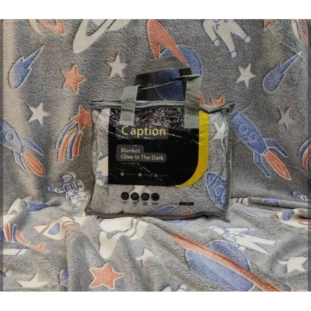 CAPTION BLANKET GLOW IN THE DARK | SELIMUT GLOW IN THE DARK | SELIMUT BULU HALUS | KADO PINDAHAN RUM